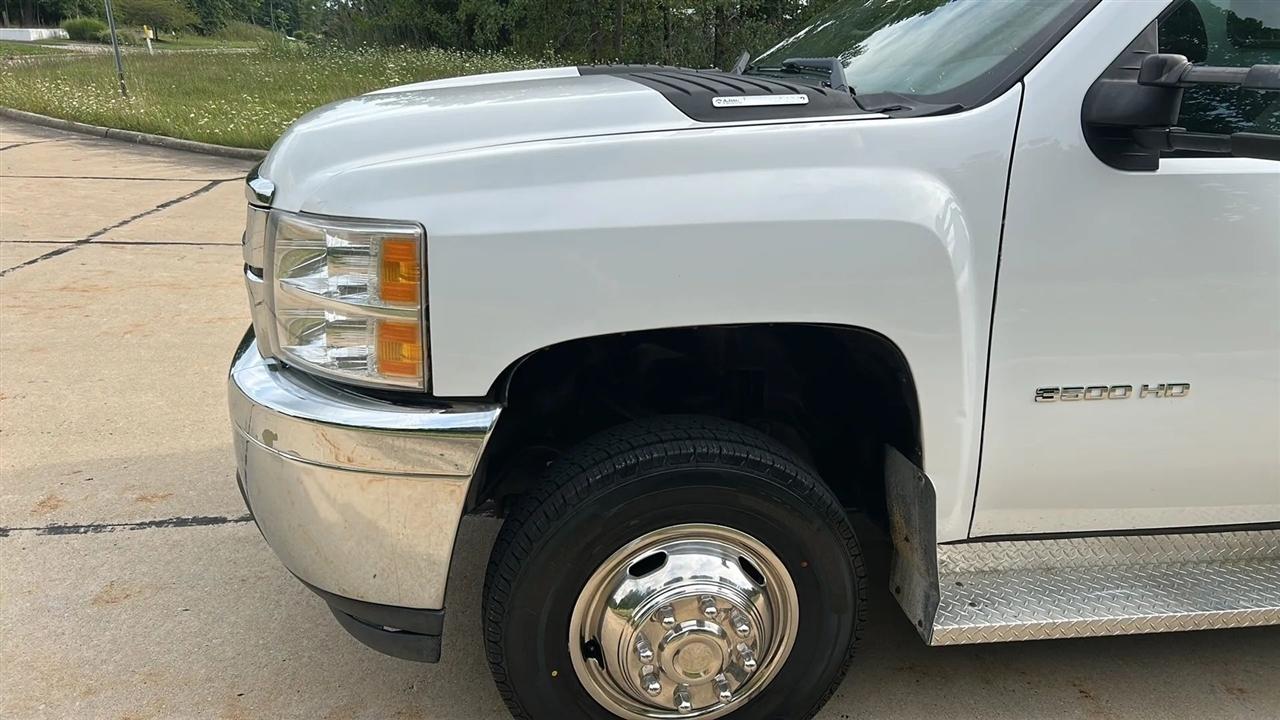 Chevrolet Silverado 3500HD Work Truck 2WD 2011