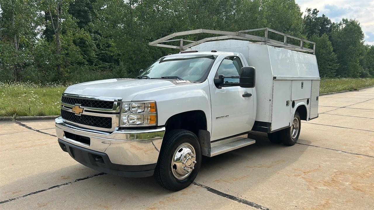 Chevrolet Silverado 3500HD Work Truck 2WD 2011
