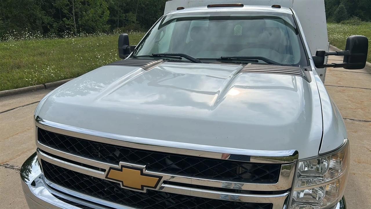 Chevrolet Silverado 3500HD Work Truck 2WD 2011