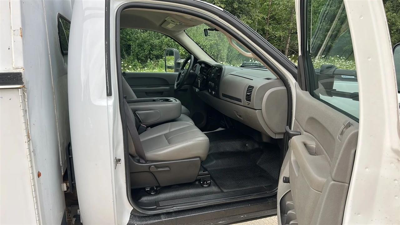 Chevrolet Silverado 3500HD Work Truck 2WD 2011