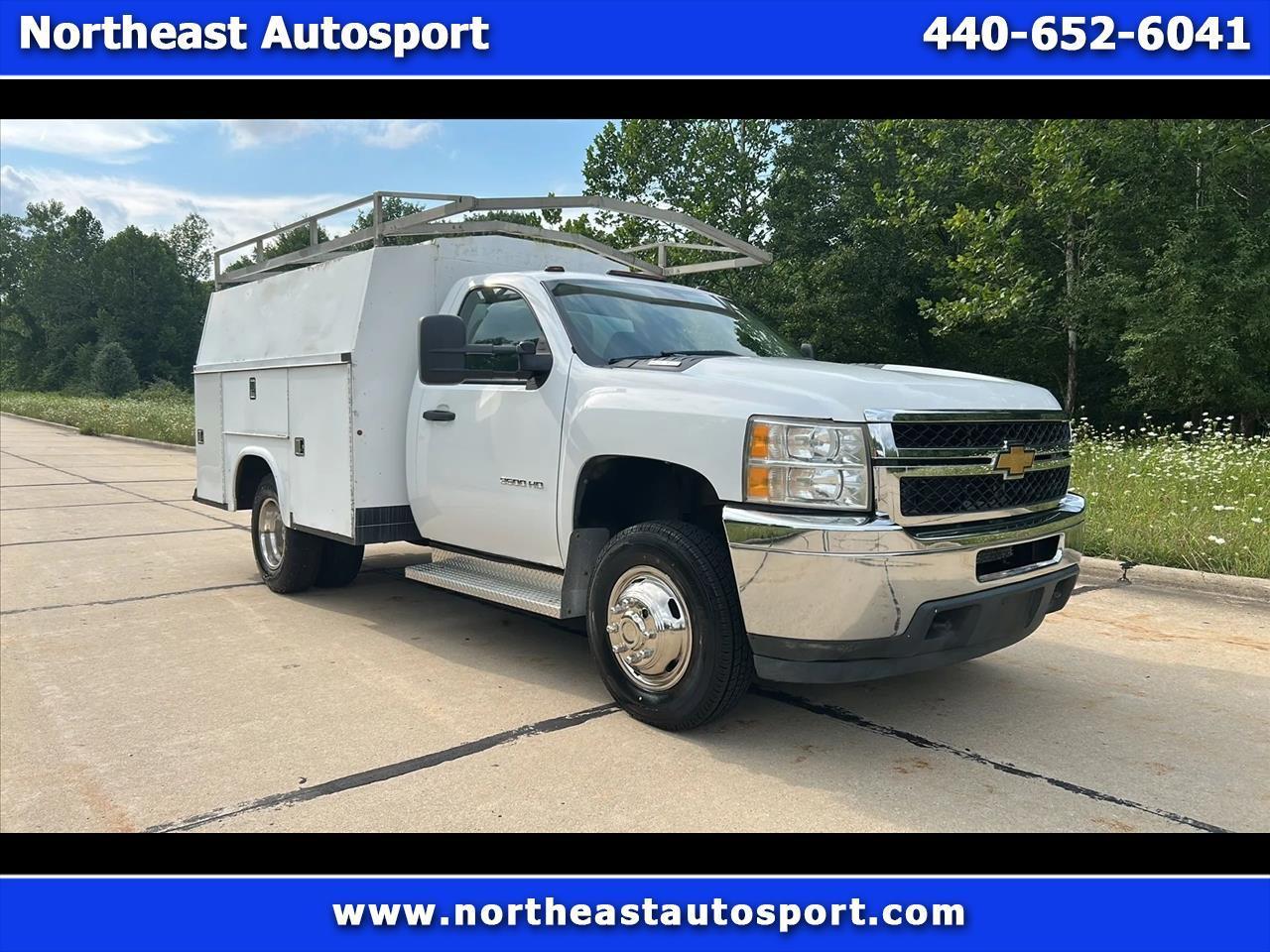 Chevrolet Silverado 3500HD Work Truck 2WD 2011
