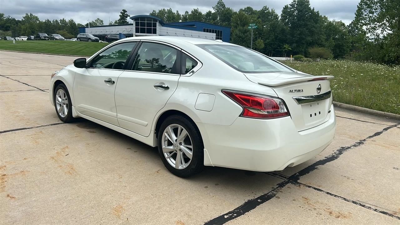 Nissan Altima 2.5 SV 2015
