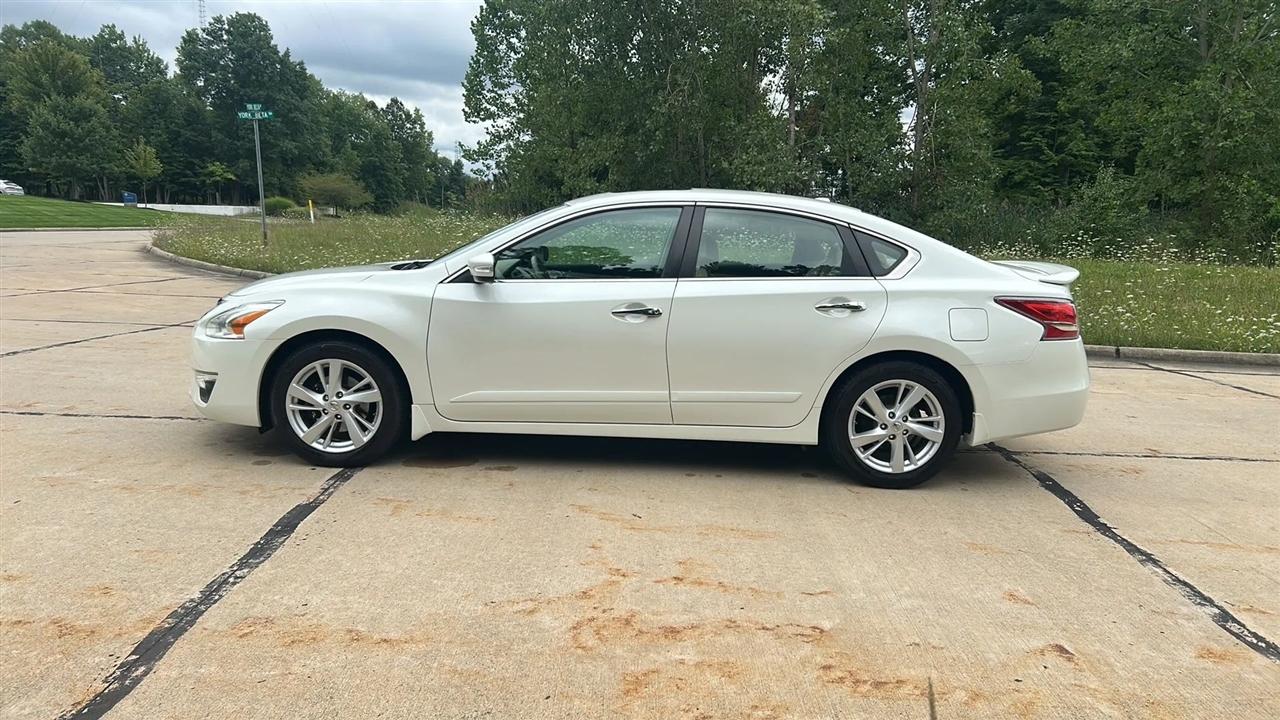 Nissan Altima 2.5 SV 2015