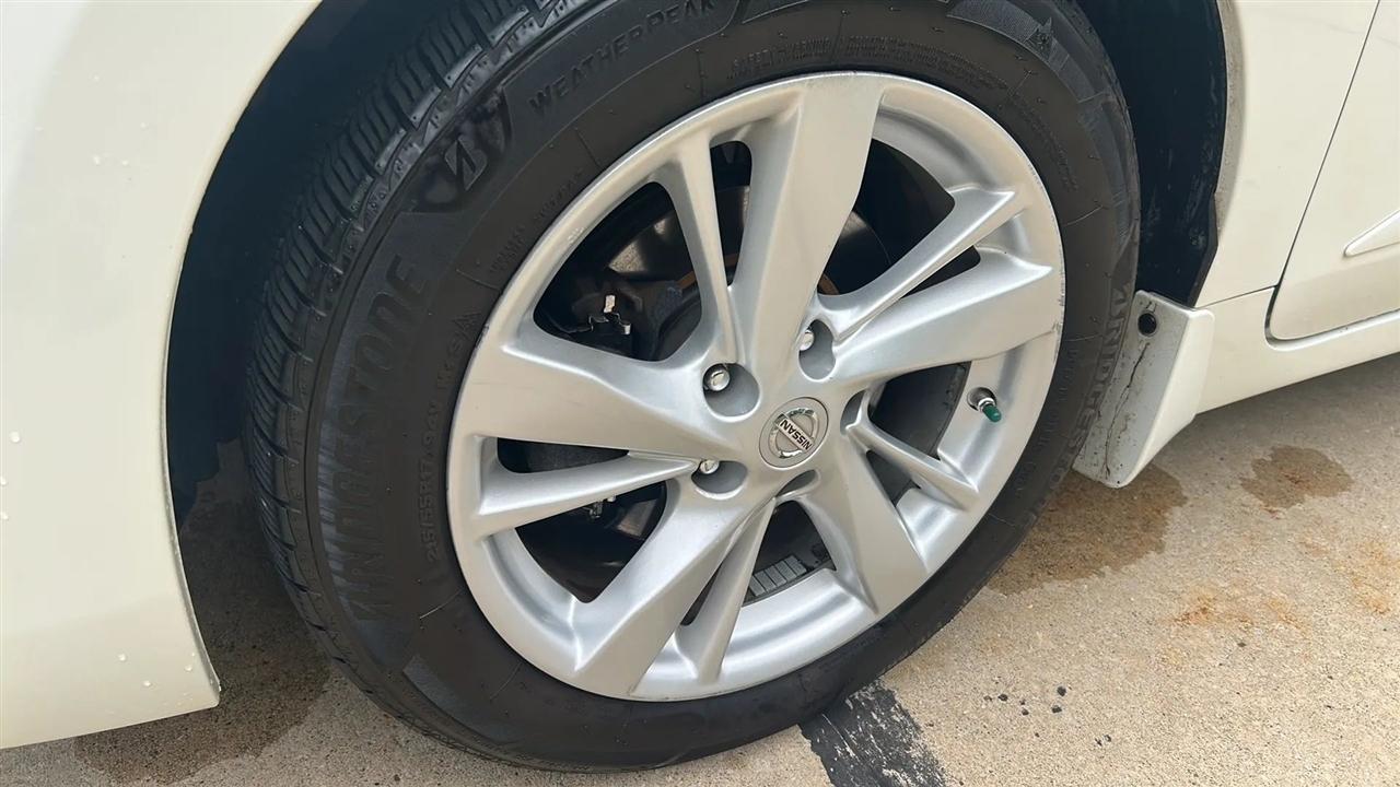 Nissan Altima 2.5 SV 2015