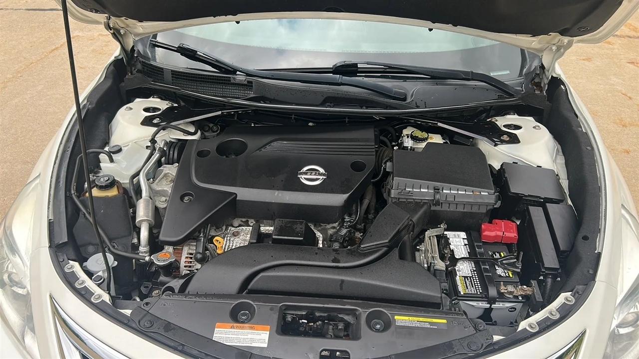 Nissan Altima 2.5 SV 2015