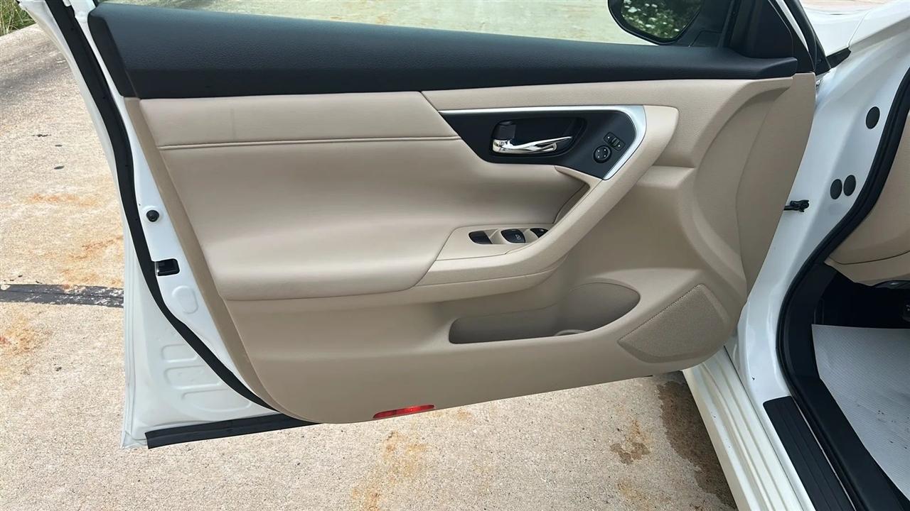 Nissan Altima 2.5 SV 2015