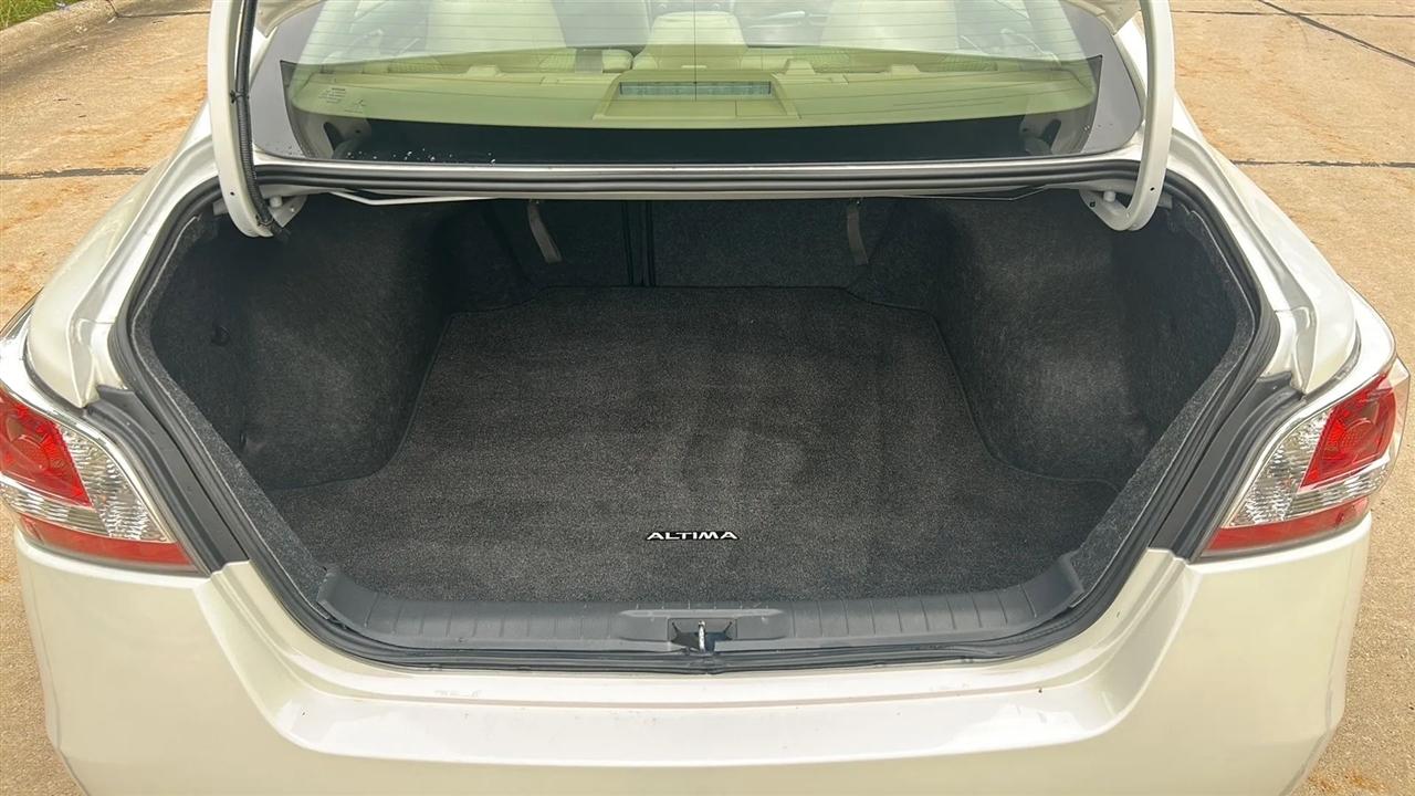 Nissan Altima 2.5 SV 2015