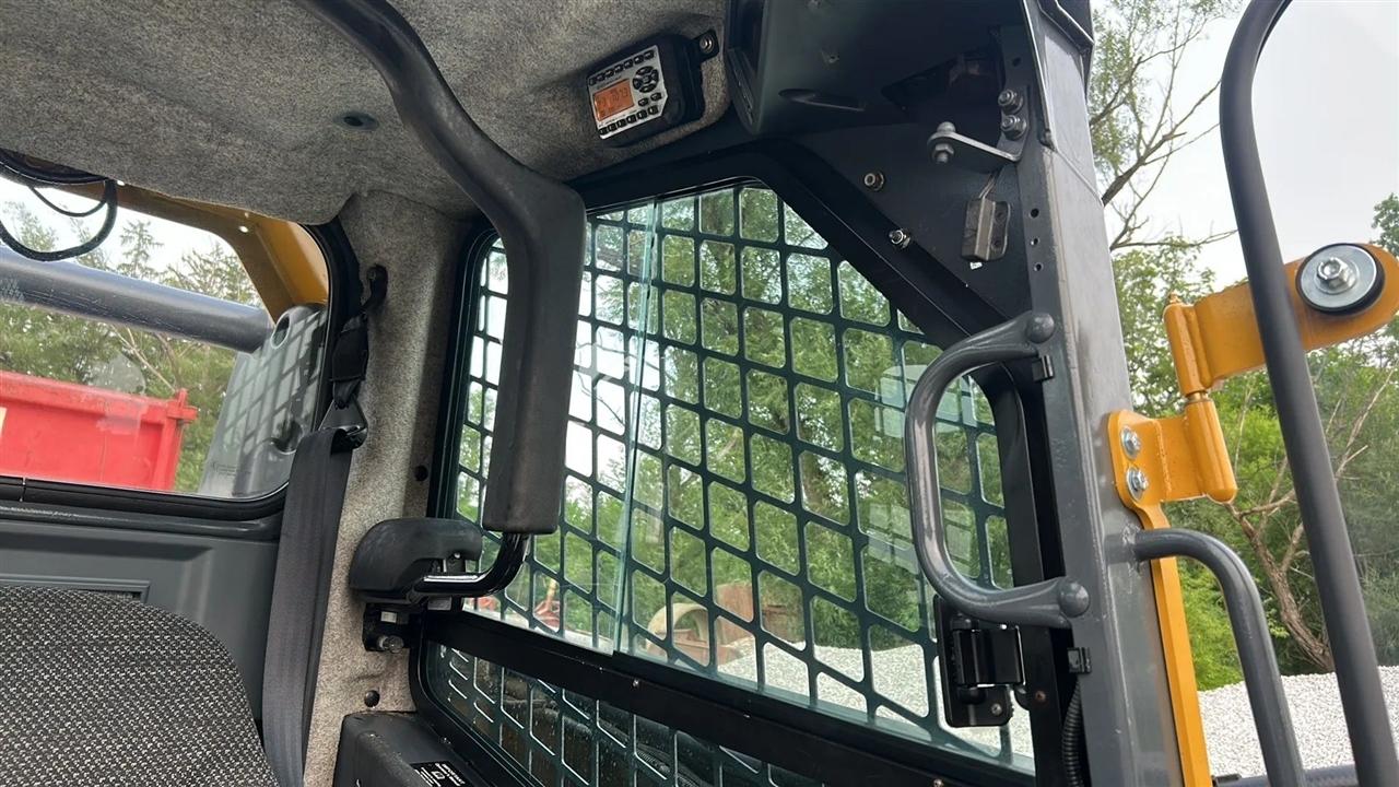 John Deere 332D  2010