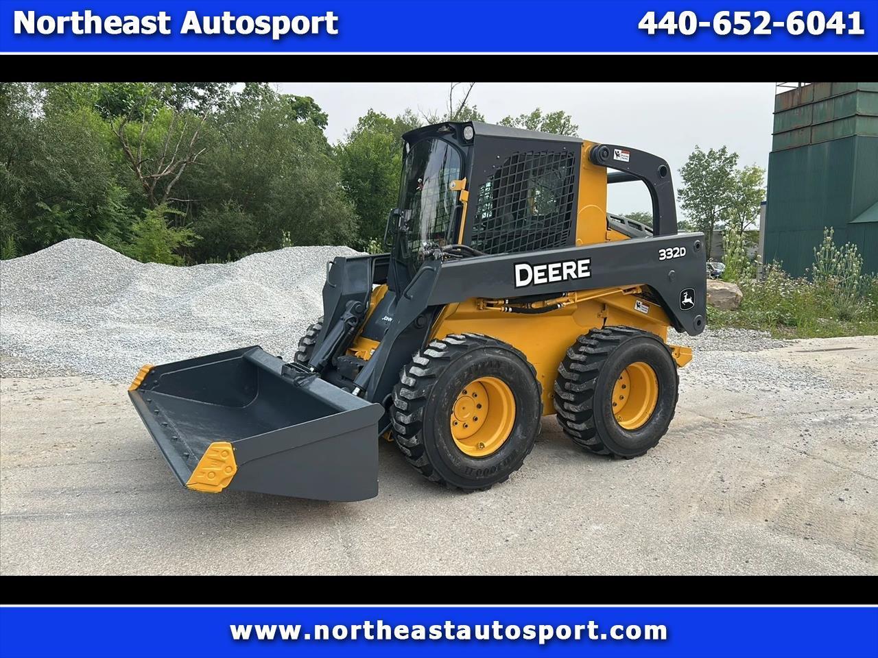 John Deere 332D  2010