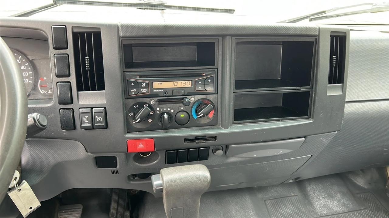 Isuzu NPR HD  2017