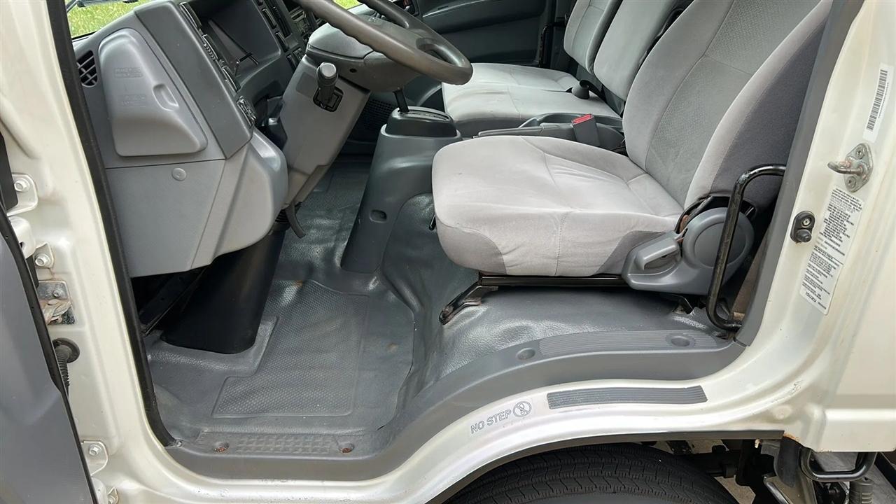 Isuzu NPR HD  2017