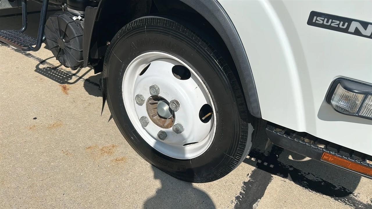 Isuzu NPR HD  2018