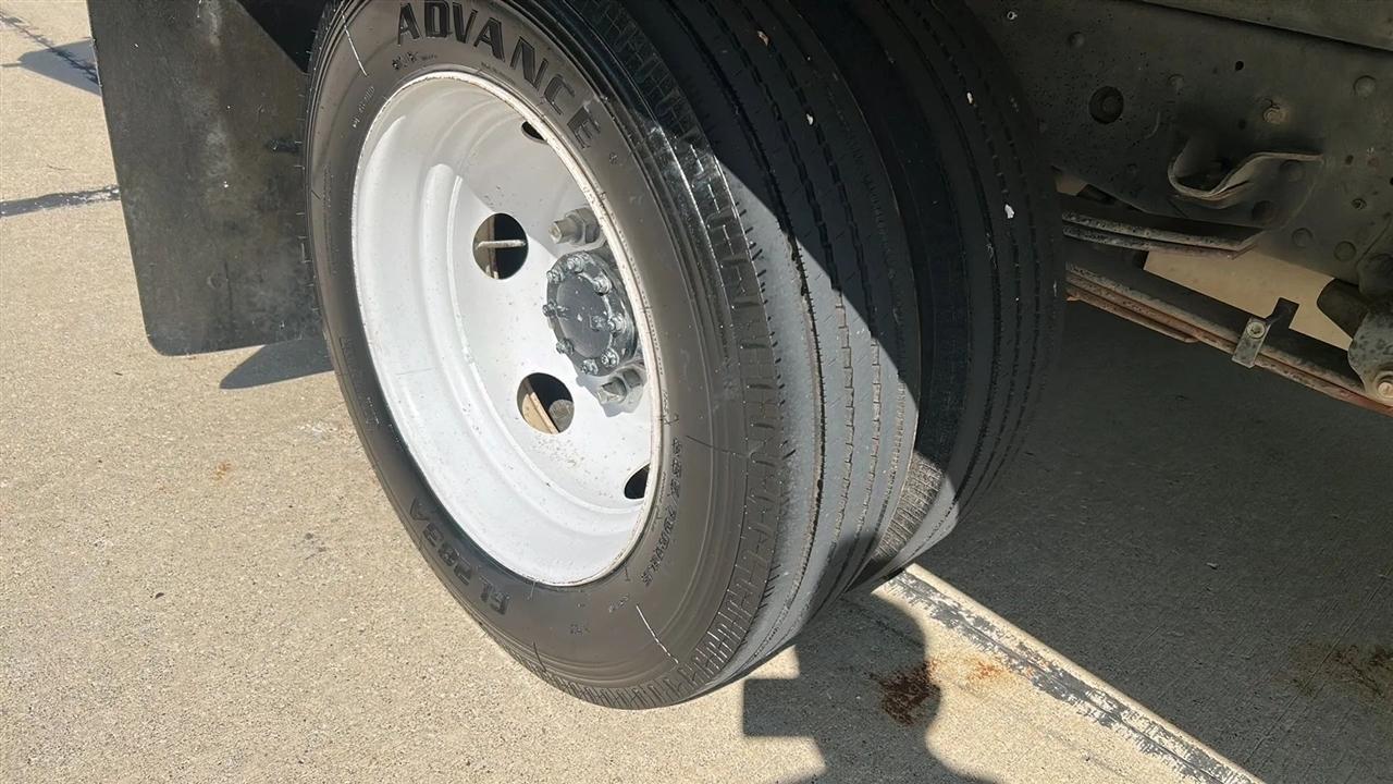 Isuzu NPR HD  2018