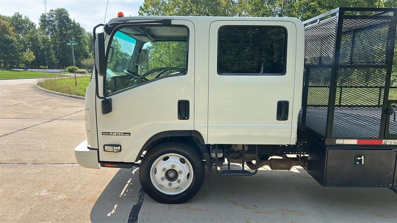 Isuzu NPR HD  2018