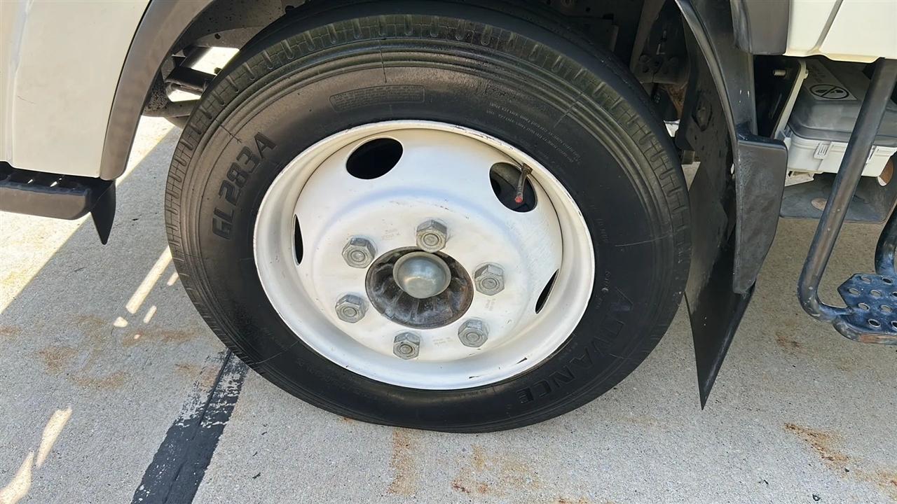 Isuzu NPR HD  2018
