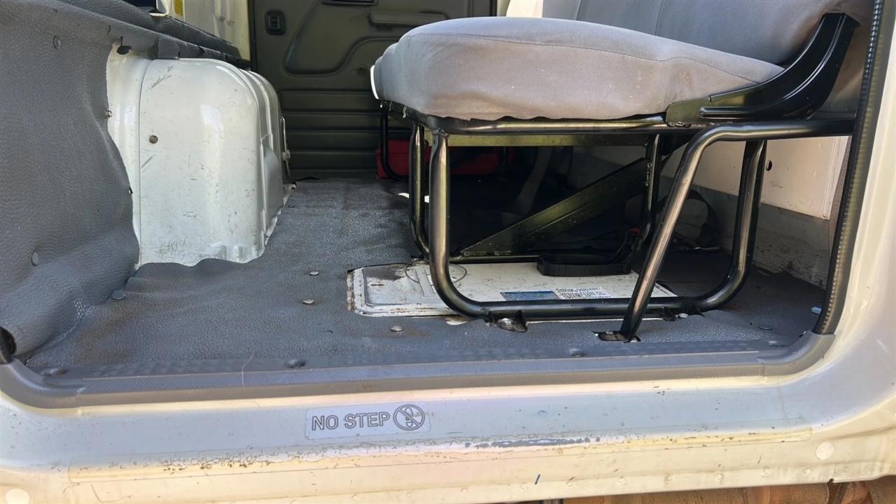 Isuzu NPR HD  2018