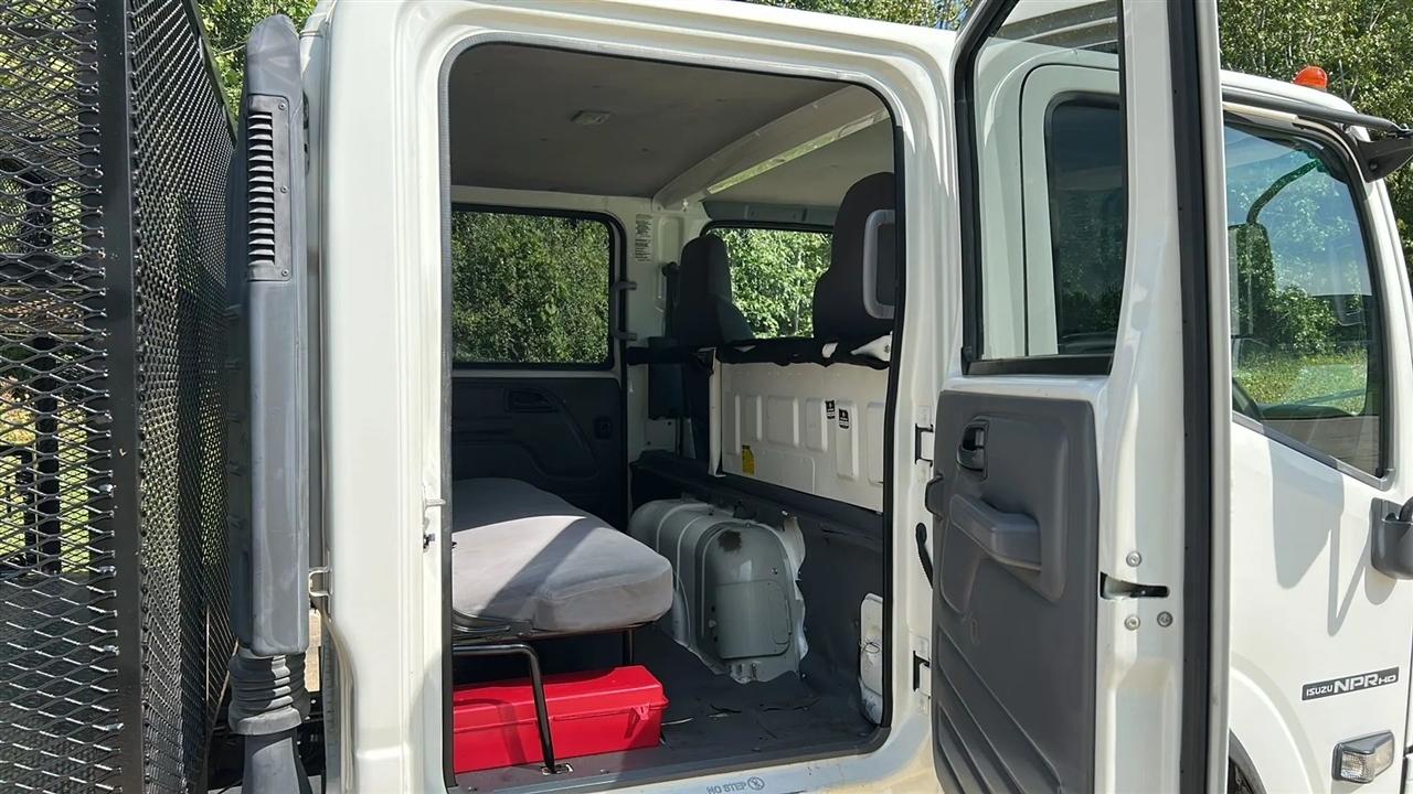 Isuzu NPR HD  2018