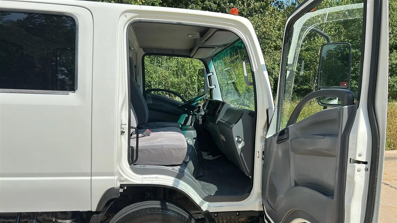 Isuzu NPR HD  2018