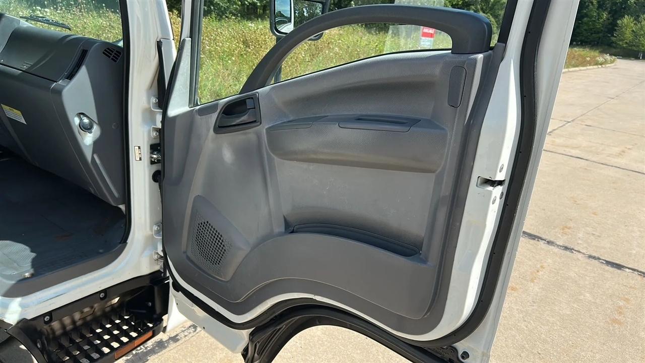 Isuzu NPR HD  2018