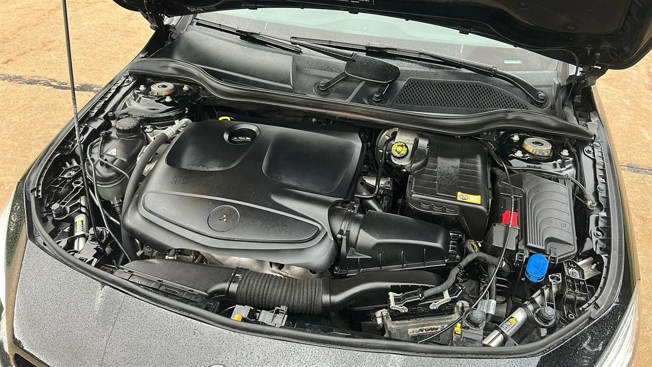Mercedes-Benz CLA-Class CLA250 2014