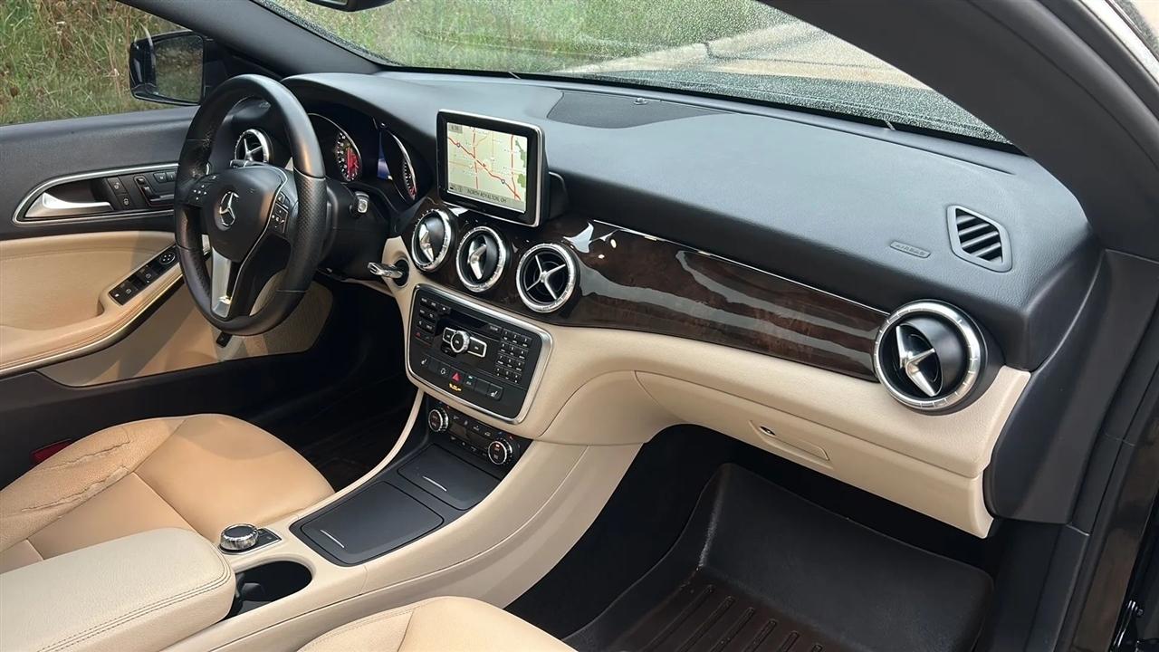 Mercedes-Benz CLA-Class CLA250 2014