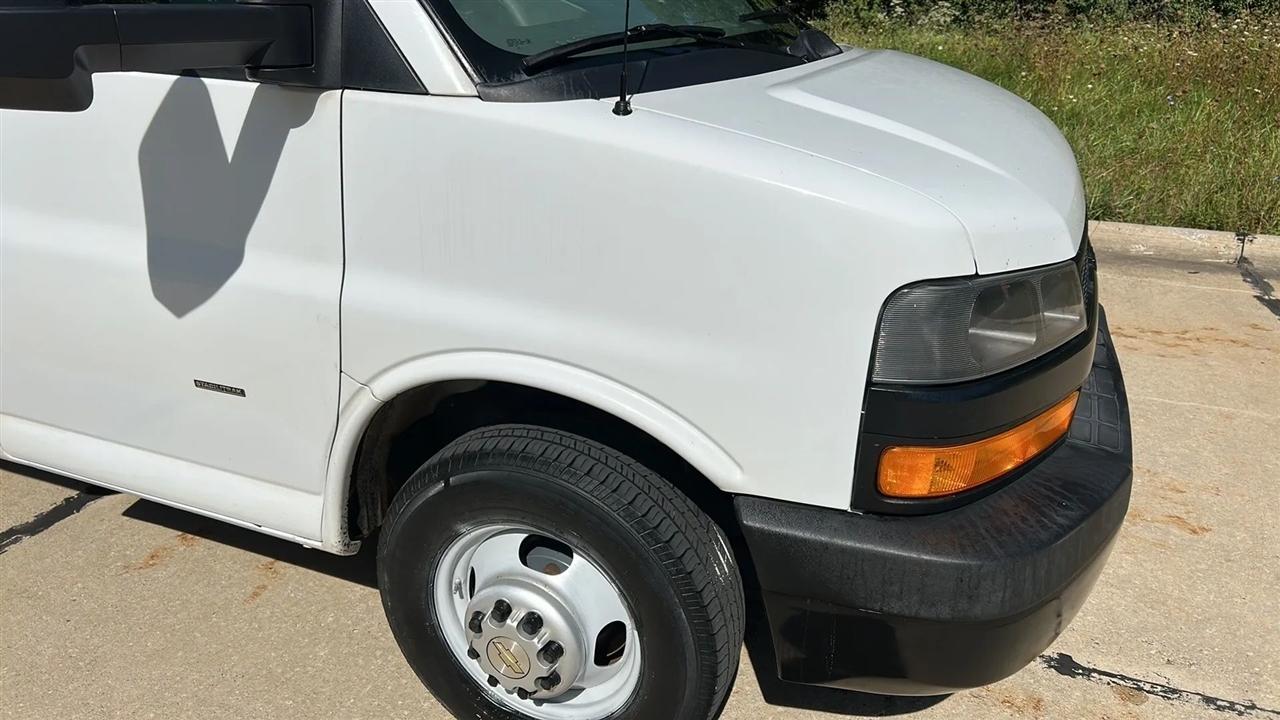 Chevrolet Express G3500 177" 2019
