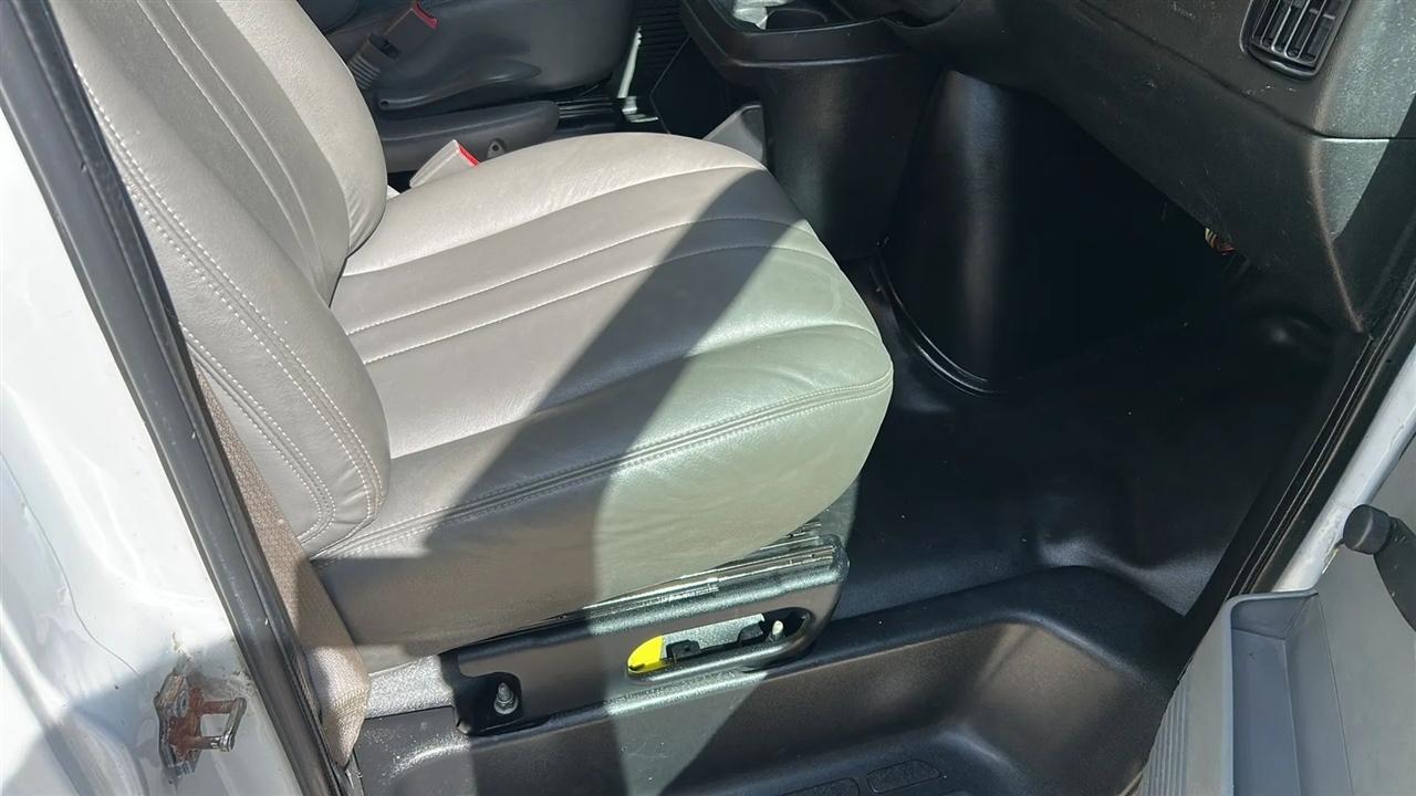 Chevrolet Express G3500 177" 2019