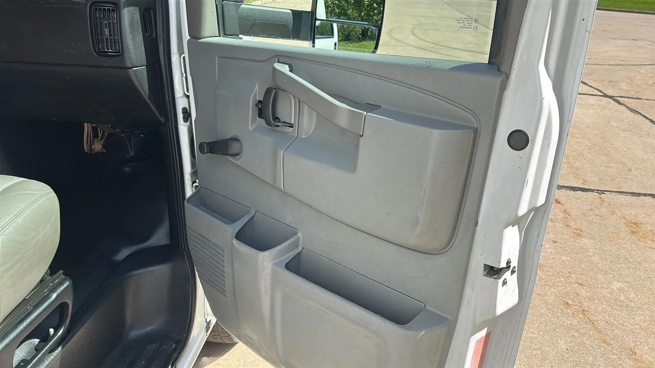 Chevrolet Express G3500 177" 2019