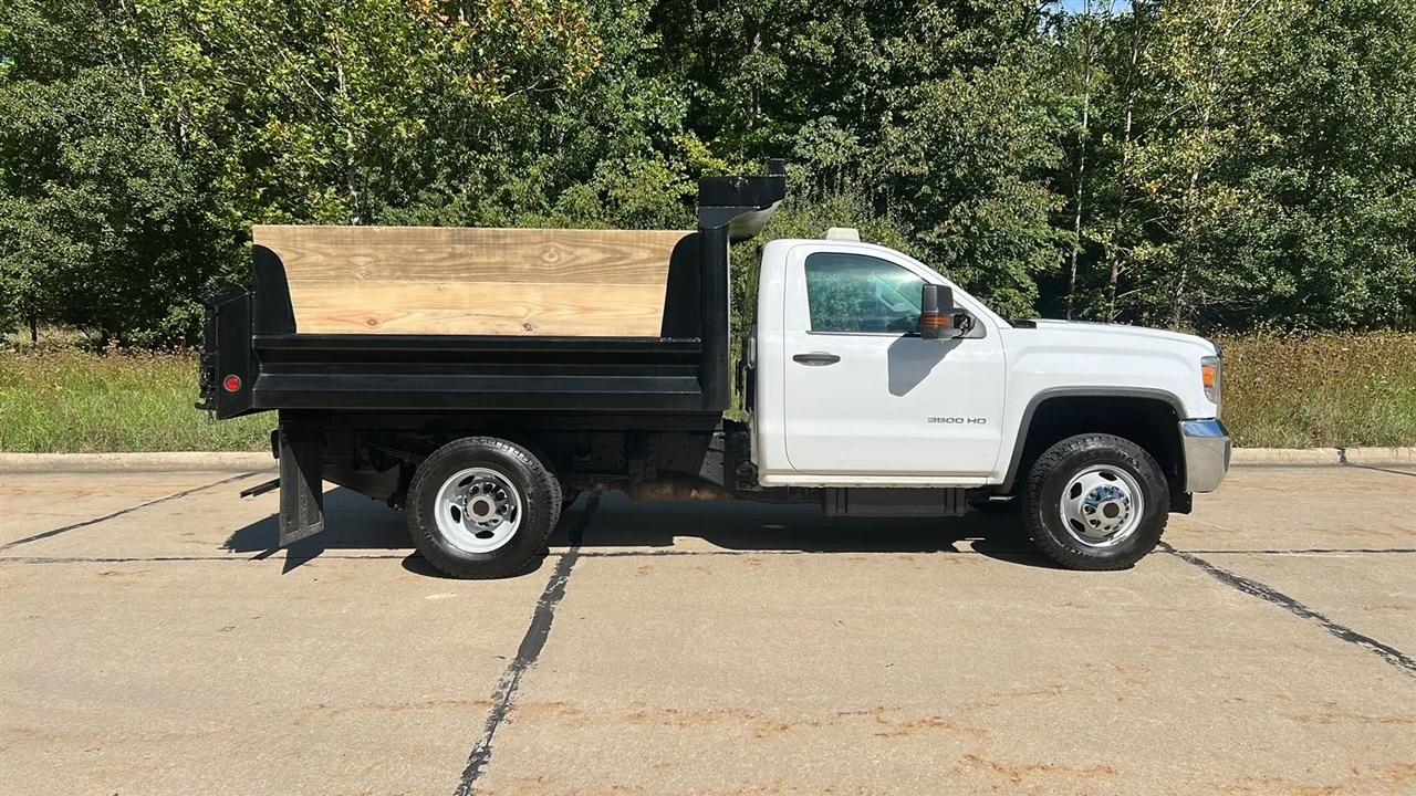 GMC Sierra 3500HD Base Long Box 4WD 2015