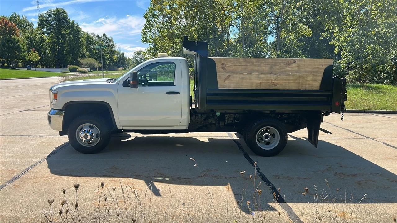 GMC Sierra 3500HD Base Long Box 4WD 2015
