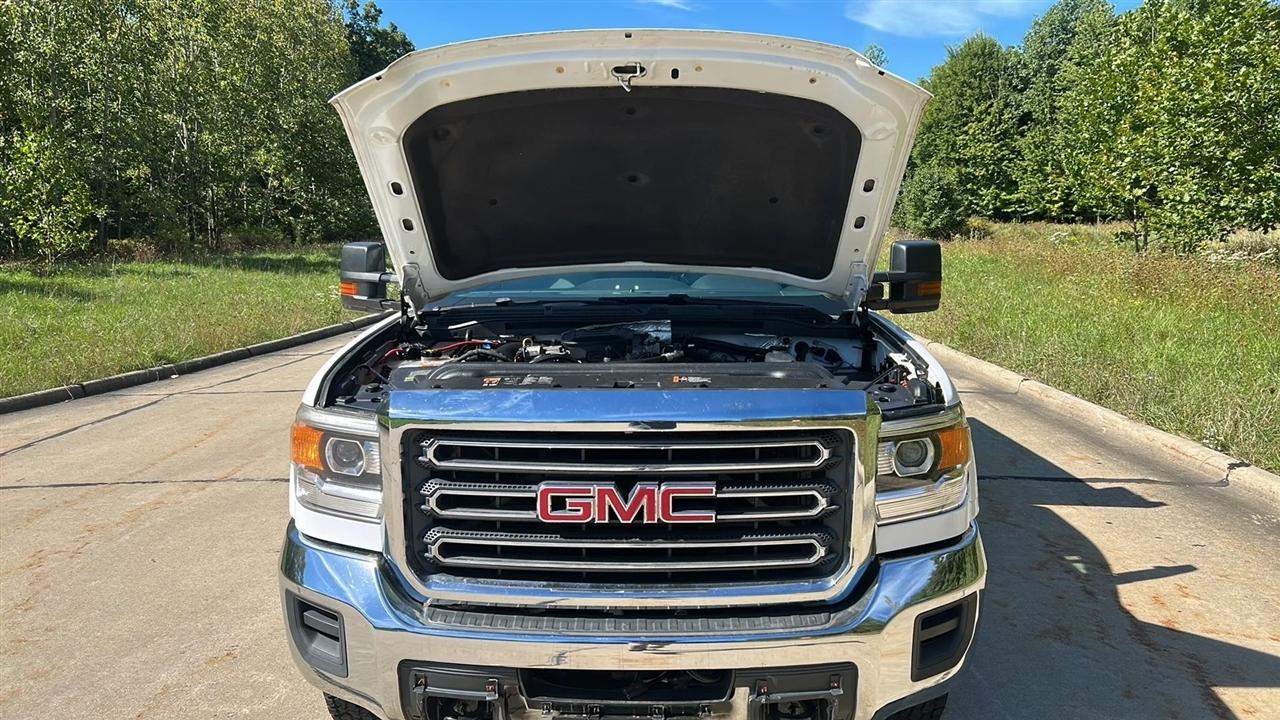 GMC Sierra 3500HD Base Long Box 4WD 2015