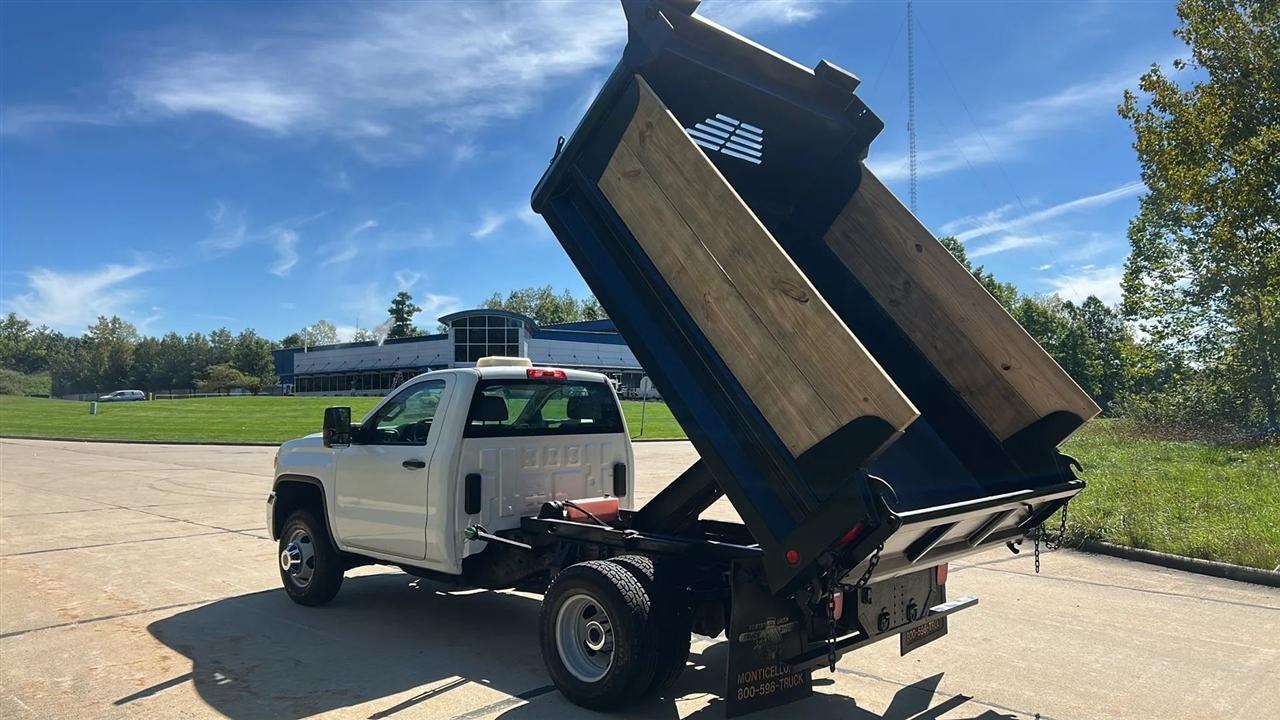 GMC Sierra 3500HD Base Long Box 4WD 2015