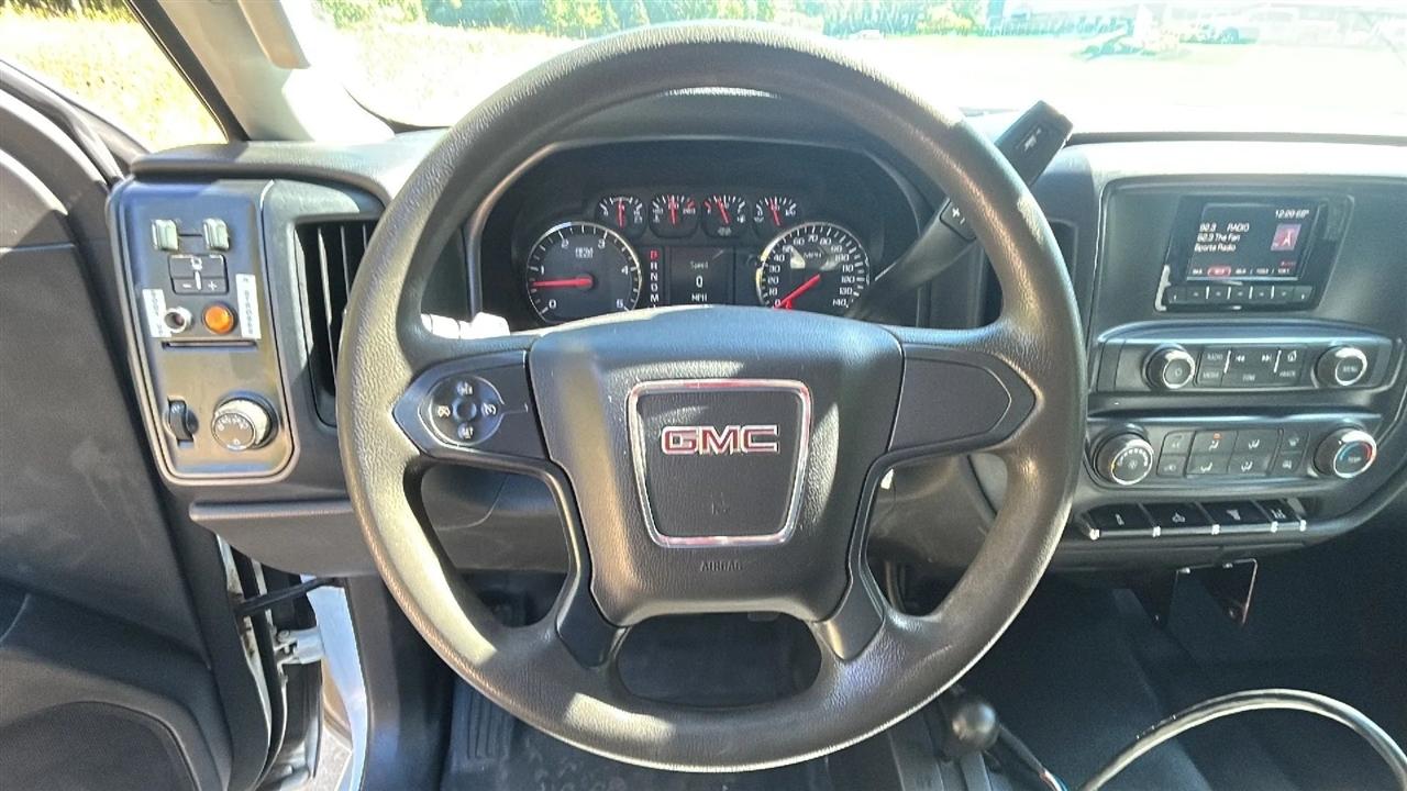 GMC Sierra 3500HD Base Long Box 4WD 2015