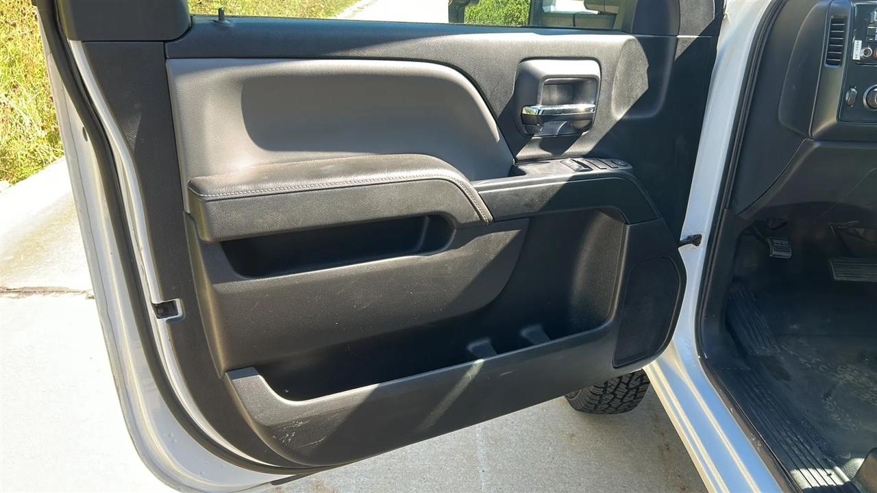 GMC Sierra 3500HD Base Long Box 4WD 2015