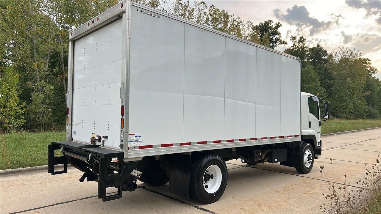 Isuzu Trucks FTR  2019