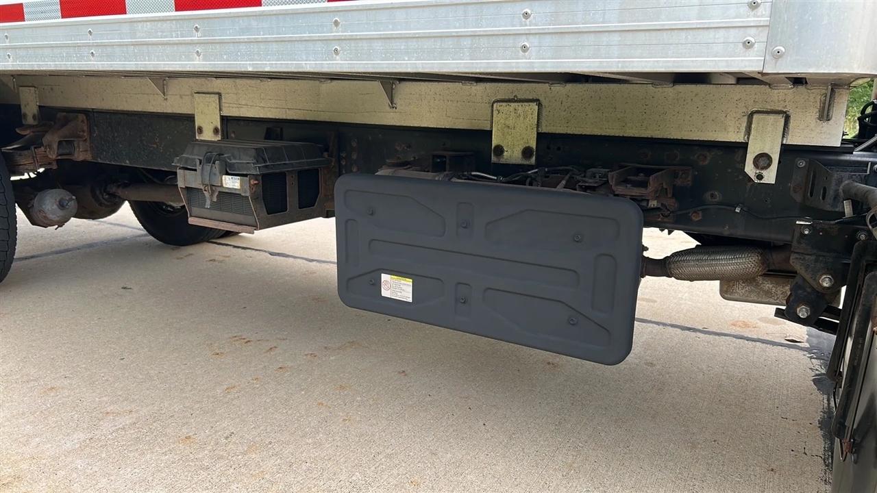 Isuzu Trucks FTR  2019