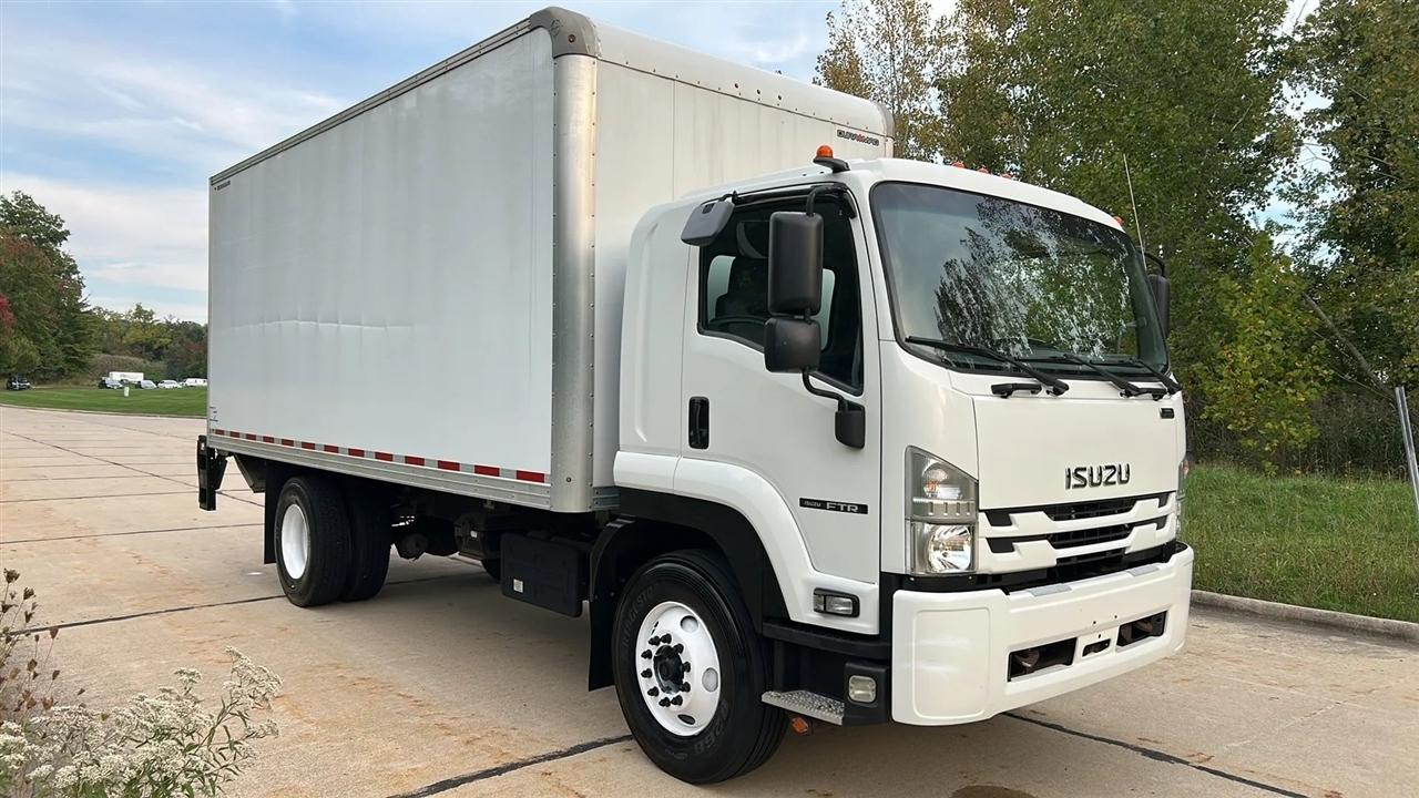 Isuzu Trucks FTR  2019