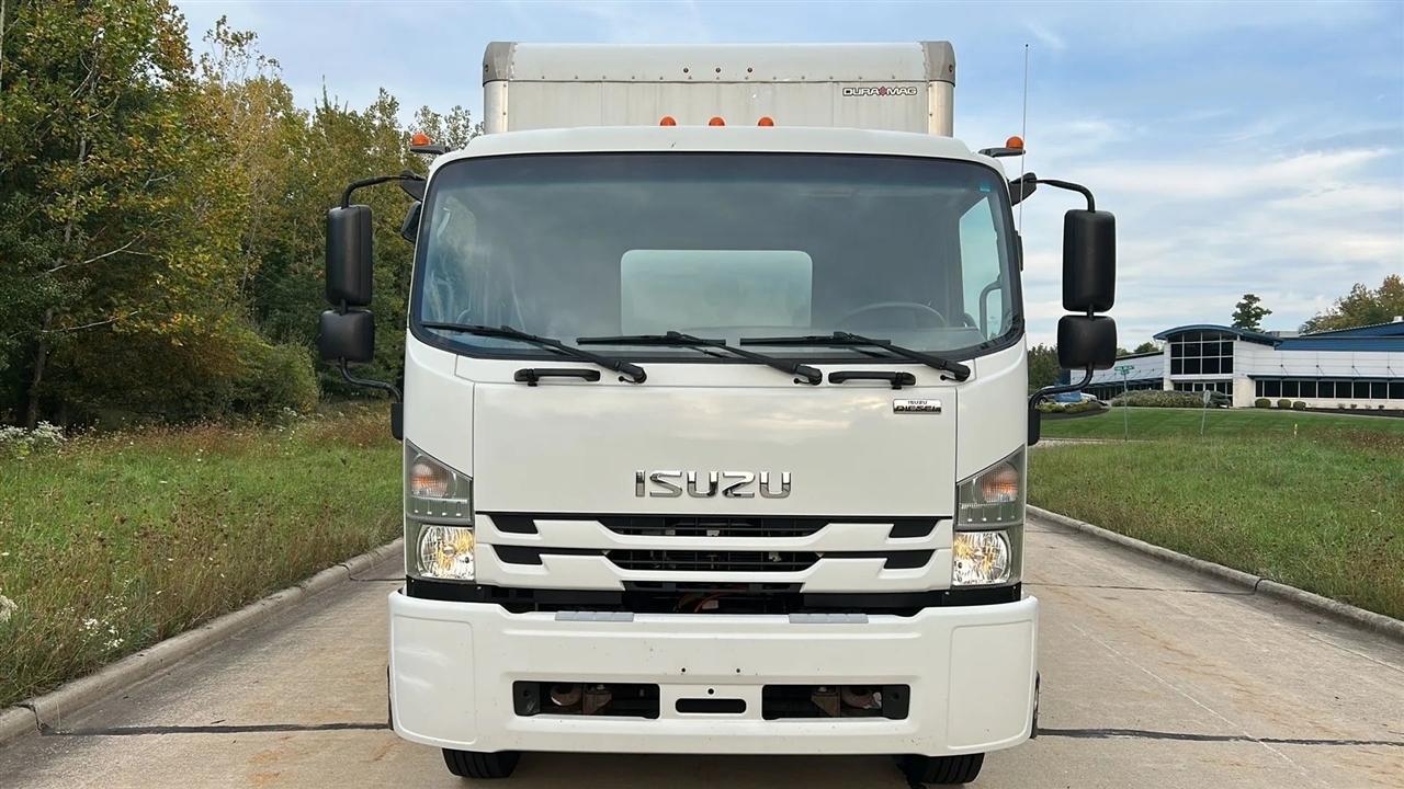 Isuzu Trucks FTR  2019