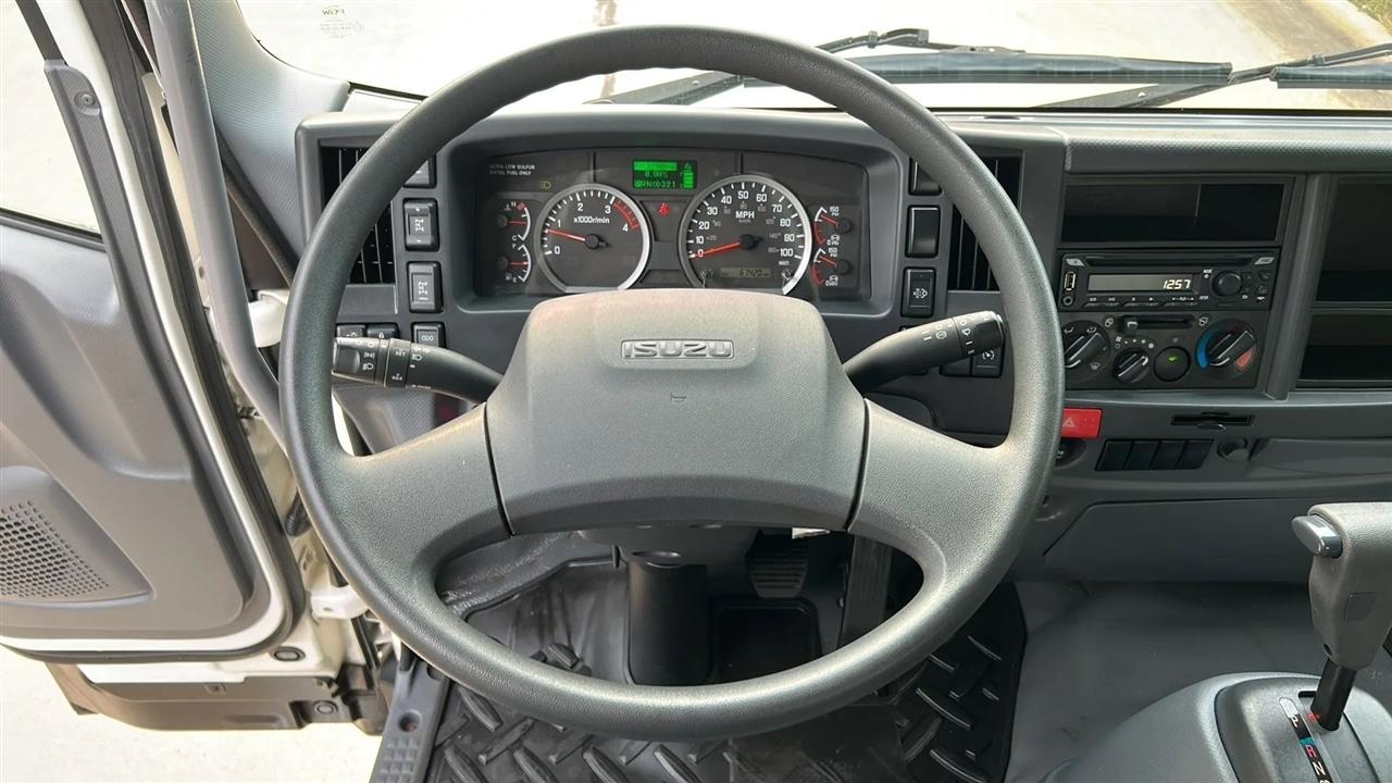 Isuzu Trucks FTR  2019