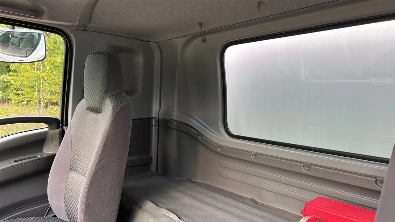 Isuzu Trucks FTR  2019