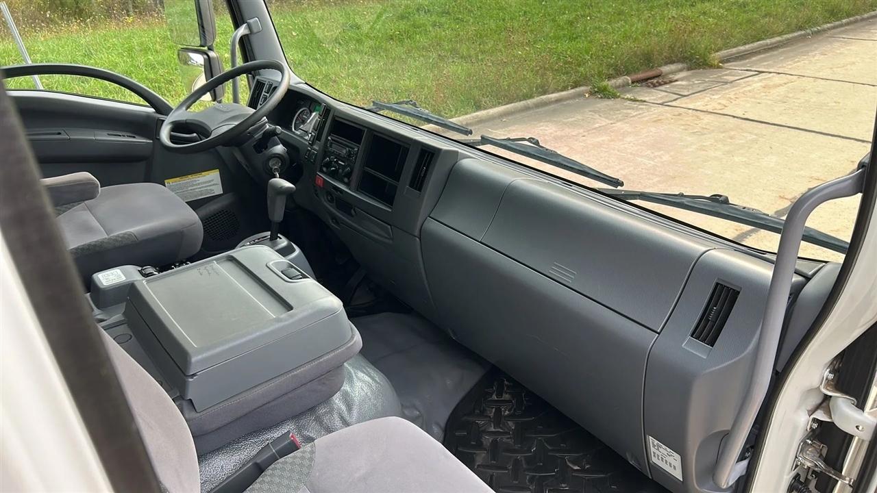 Isuzu Trucks FTR  2019