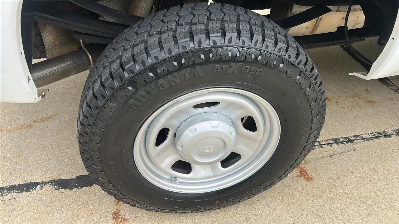 Ford F-350 SD XL SuperCab 4WD 2015