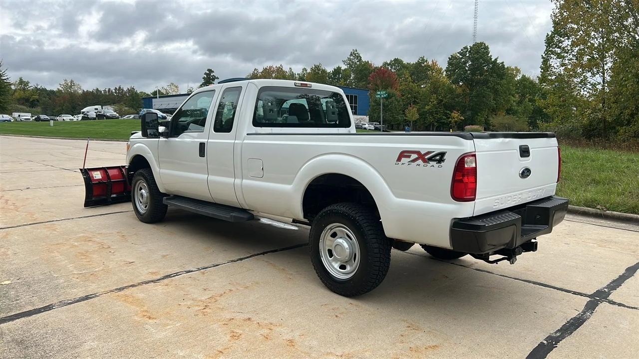 Ford F-350 SD XL SuperCab 4WD 2015