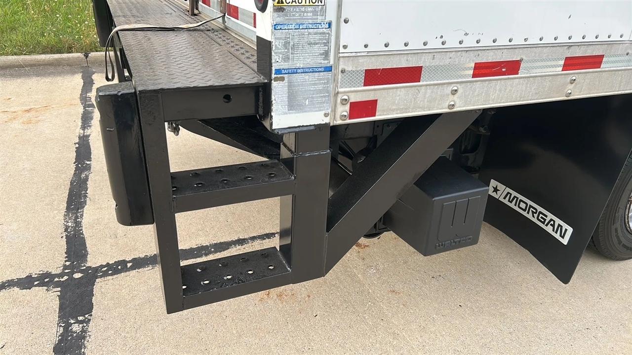 Mitsubishi Fuso FE  2020