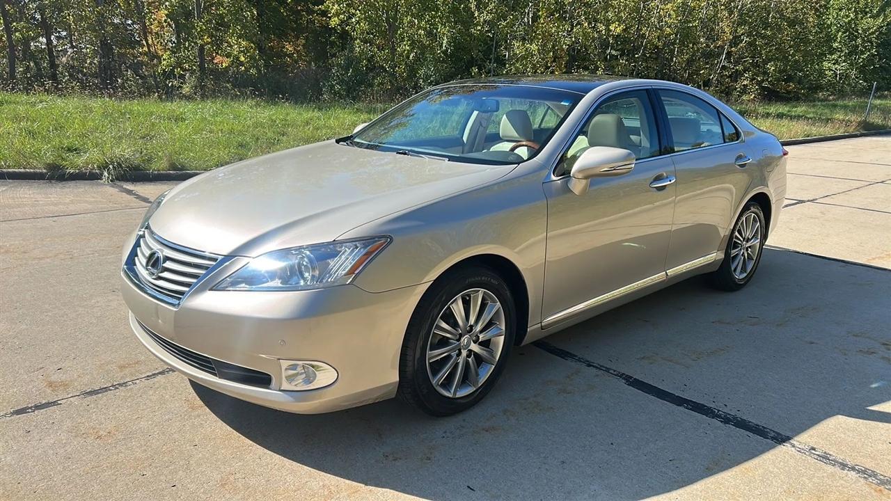 Lexus ES 350 Sedan 2010