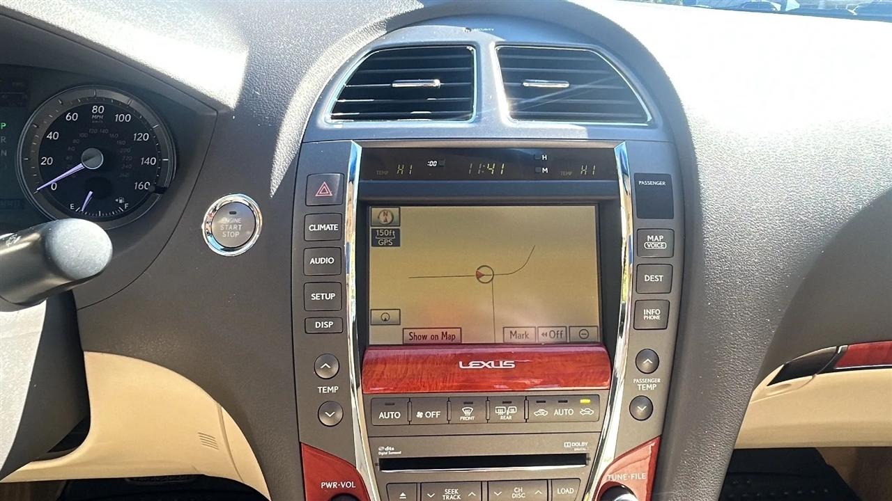 Lexus ES 350 Sedan 2010