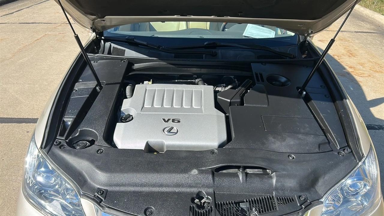 Lexus ES 350 Sedan 2010