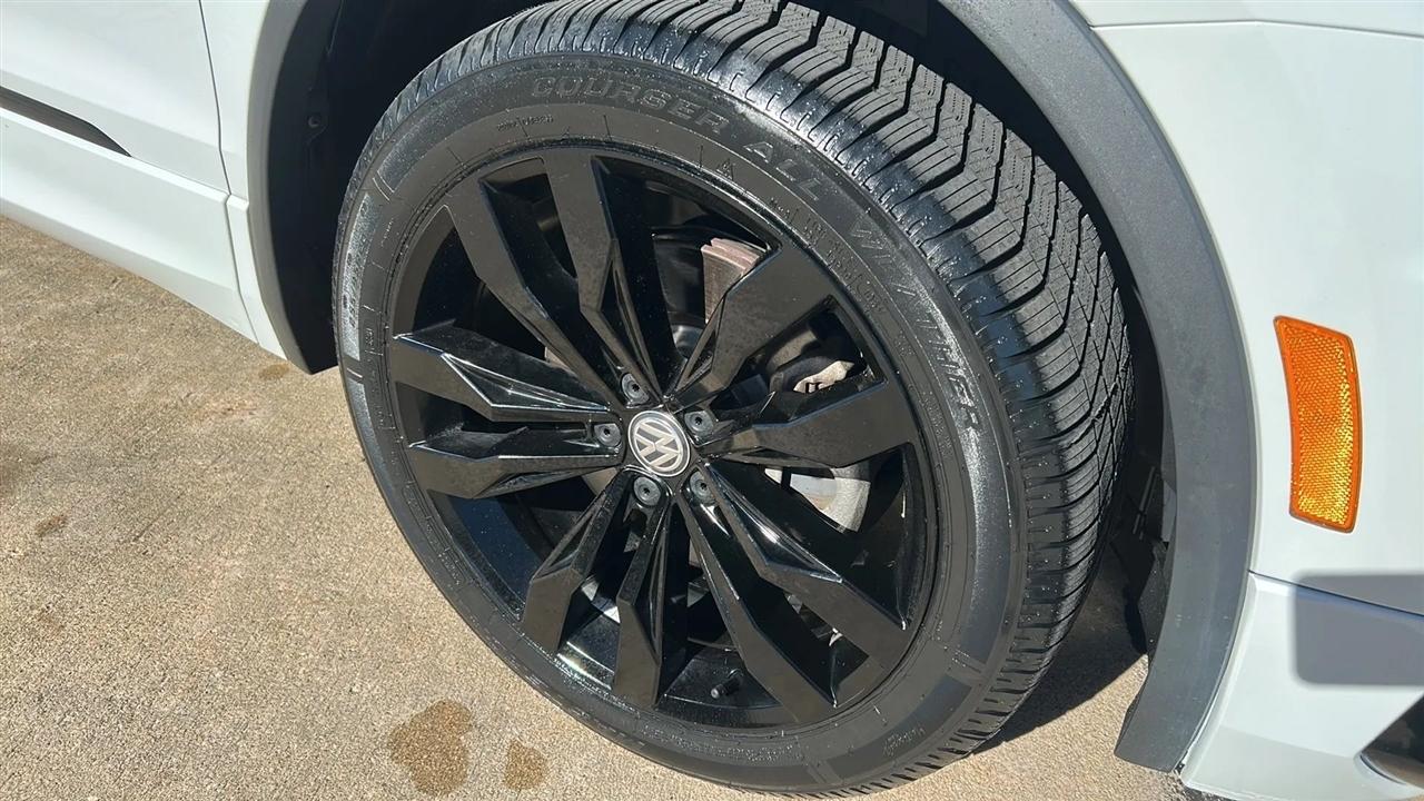 Volkswagen Tiguan SE 4Motion 2021