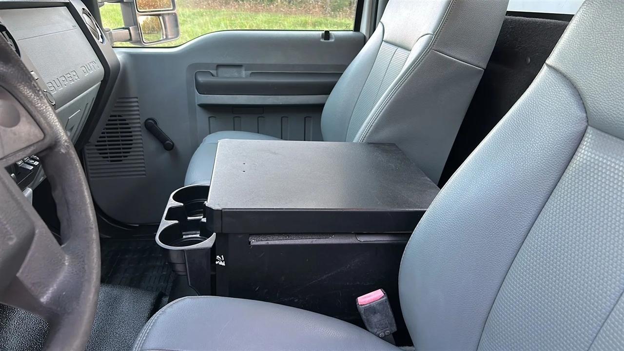 Ford F-450 SD Regular Cab DRW 2WD 2015