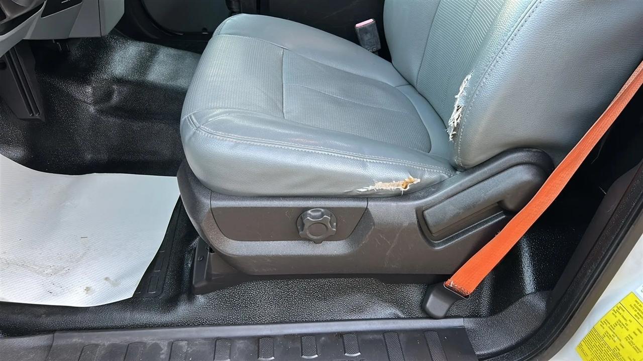 Ford F-450 SD Regular Cab DRW 2WD 2015